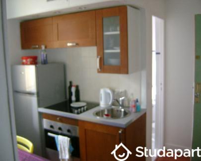 Chambre - 9 m² - 1 pièce