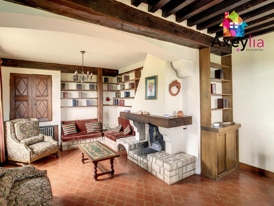 Maison - 136 m² - 6 pièces