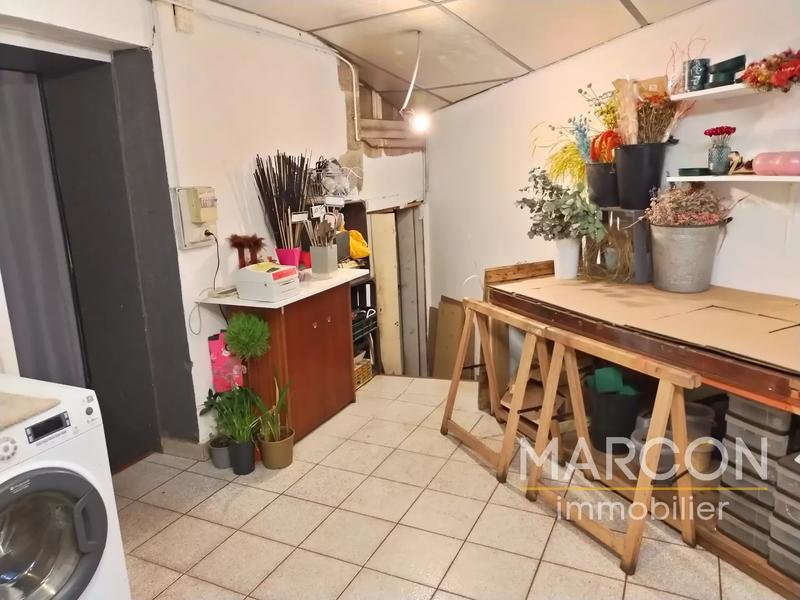 Immeuble - 2 pièces