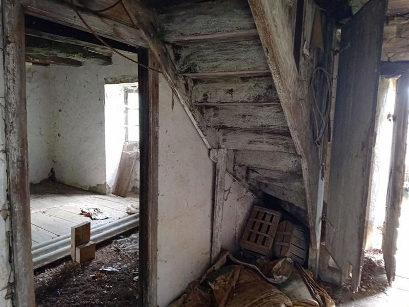 Maison - 740 m² - 3 pièces