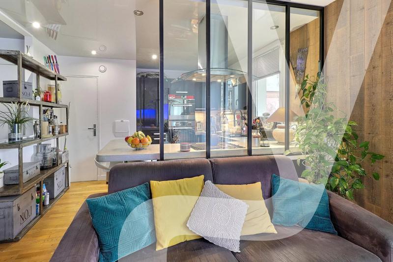 Appartement - 80 m² - 4 pièces