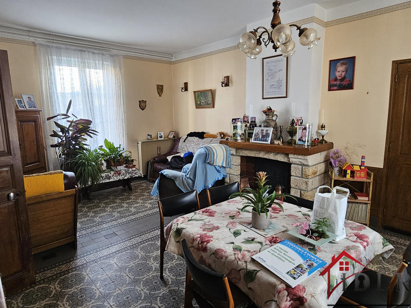 Maison - 149 m² - 6 pièces