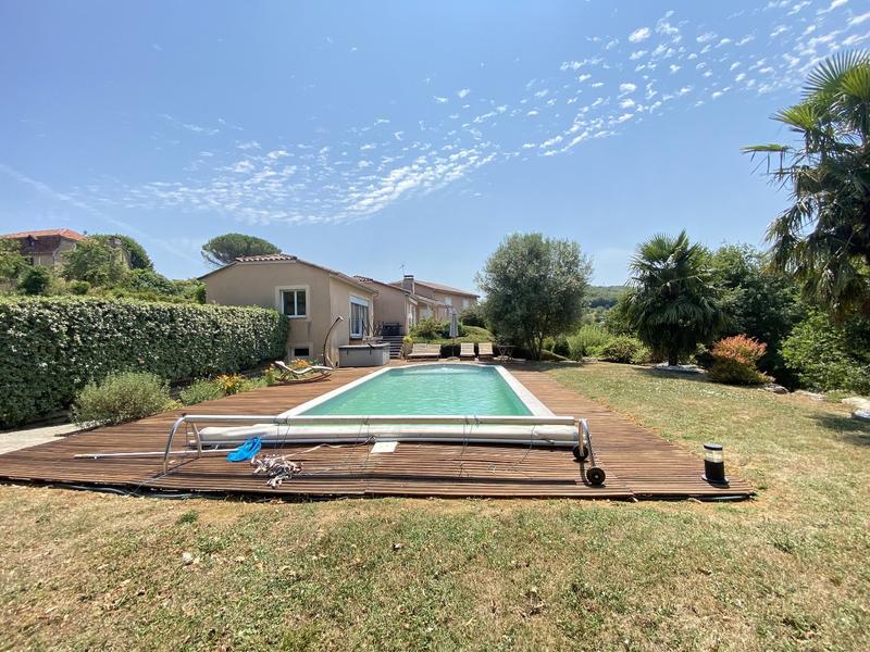 Maison contemporaine - 172 m² - 7 pièces