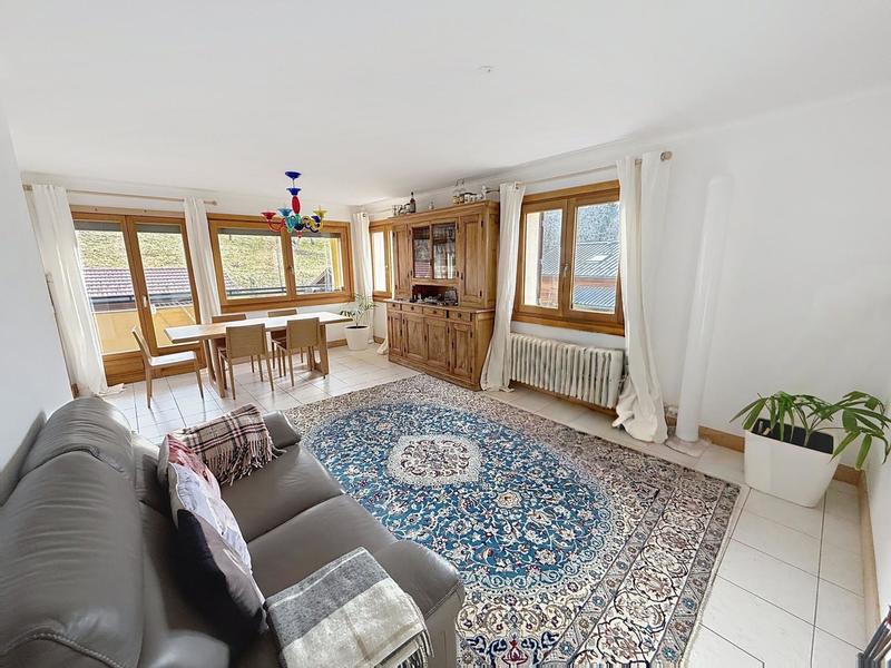 Appartement - 102 m² - 4 pièces