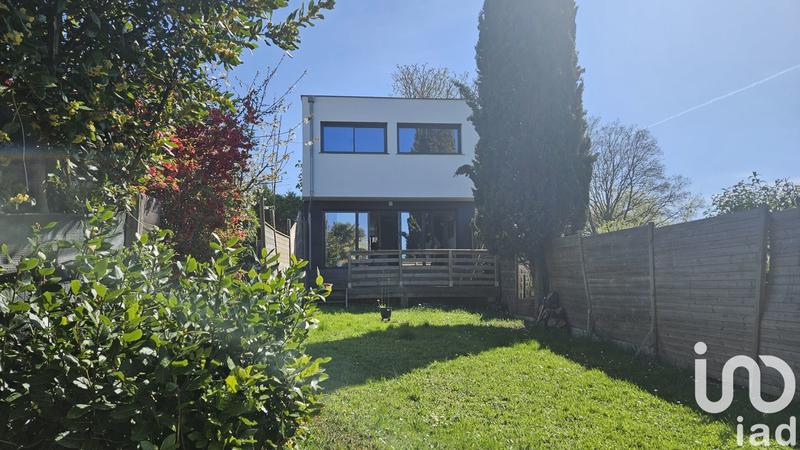 Maison - 103 m² - 5 pièces
