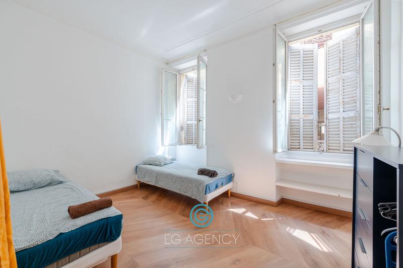 Appartement - 95 m² - 3 pièces