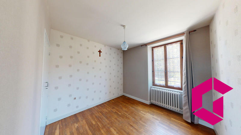 Maison - 131 m² - 8 pièces