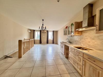 Maison de village - 86 m² - 4 pièces