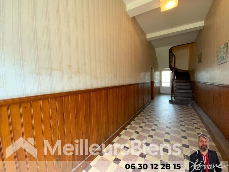 Maison - 215 m² - 9 pièces