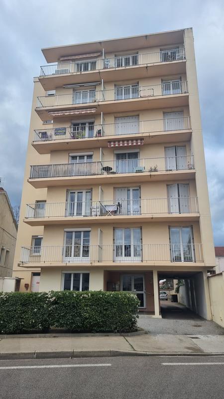 Appartement - 71 m² - 3 pièces