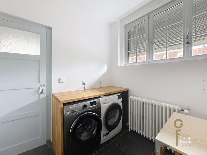 Maison - 180 m² - 5 pièces