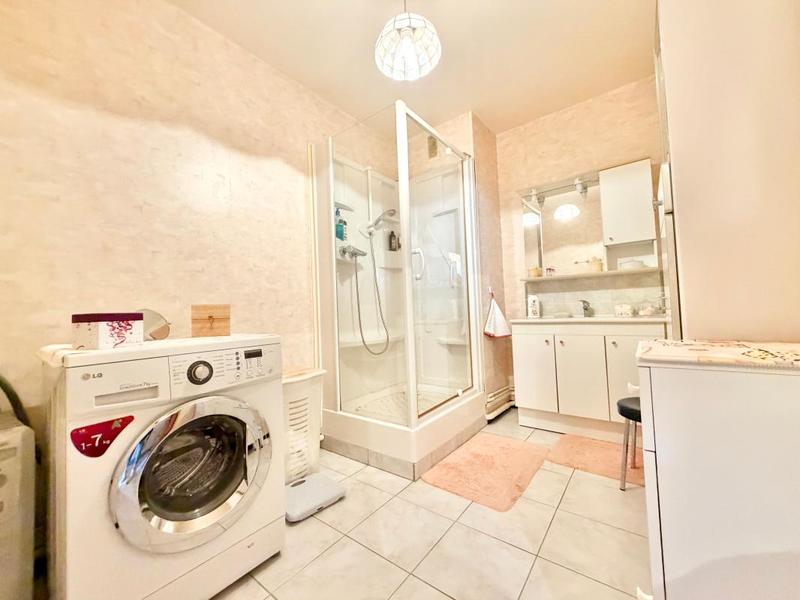 Appartement - 82 m² - 4 pièces