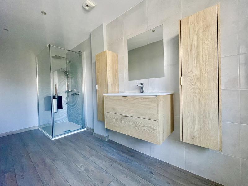 Maison traditionnelle - 81 m² - 4 pièces