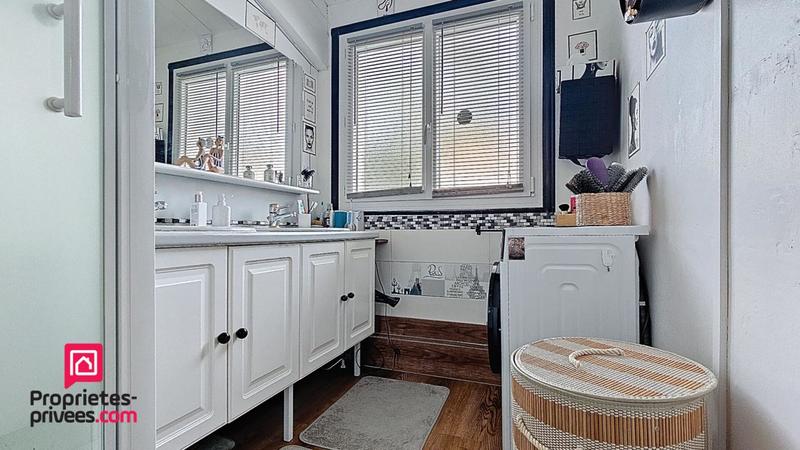 Maison - 96 m² - 6 pièces