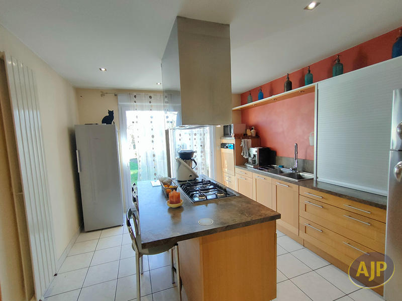 Maison - 162 m² - 4 pièces