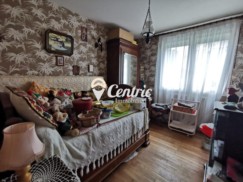 Maison - 79 m² - 6 pièces