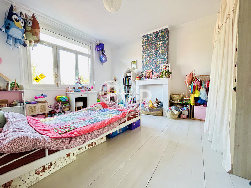 Maison de ville - 125 m² - 7 pièces