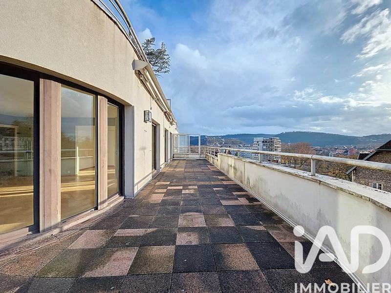 Appartement - 143 m² - 5 pièces