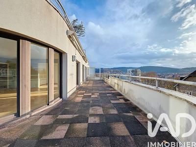 Appartement - 143 m² - 5 pièces