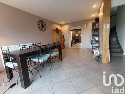 Maison - 96 m² - 5 pièces