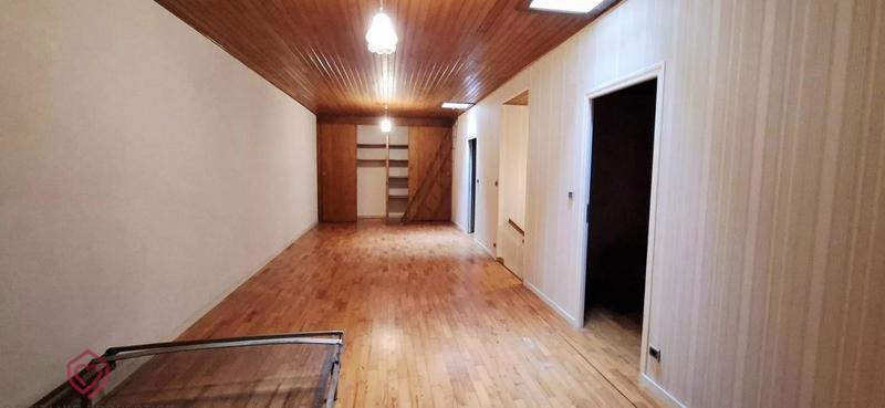 Maison de village - 227 m² - 9 pièces