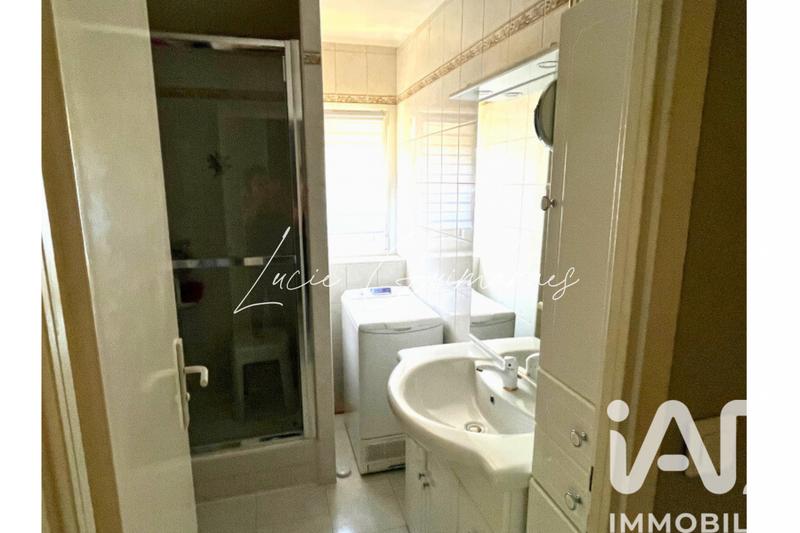 Maison - 99 m² - 6 pièces