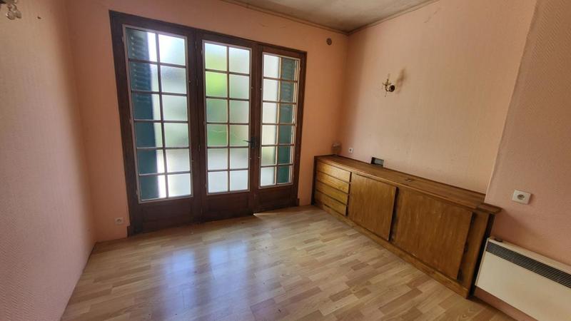 Maison - 200 m² - 8 pièces