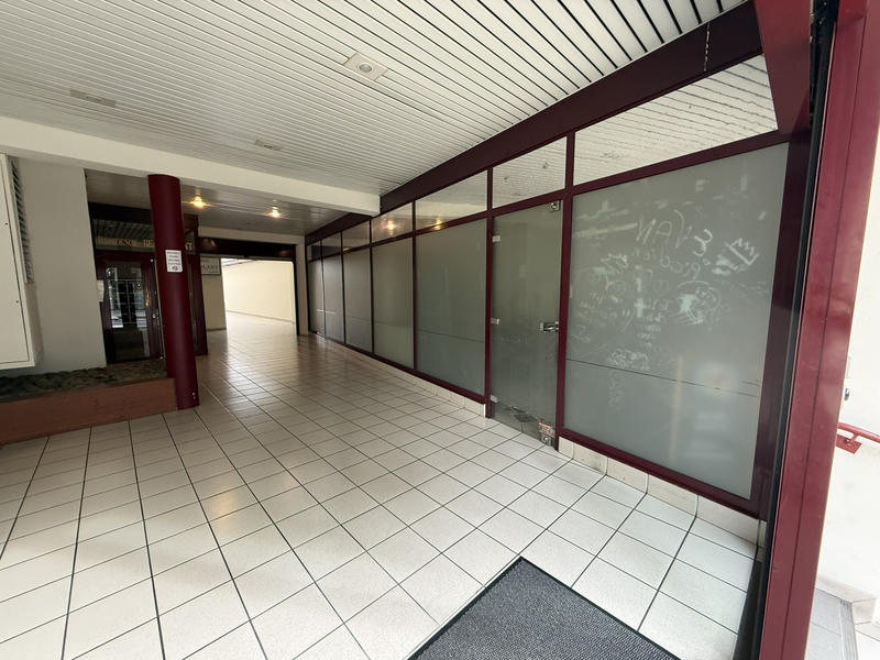 Local commercial - 21 m²