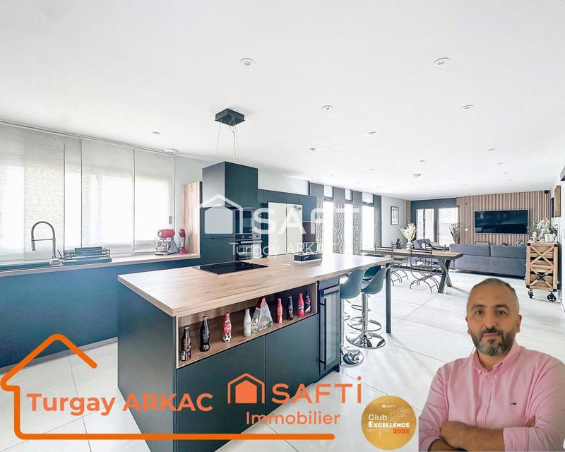 Maison - 138 m² - 5 pièces