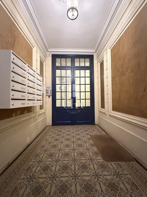 Local commercial - 40 m² - 2 pièces