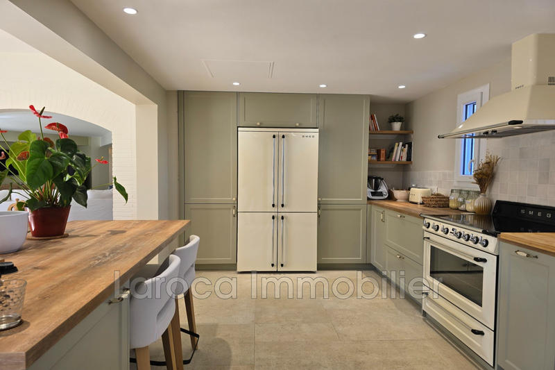 Villa - 176 m² - 6 pièces