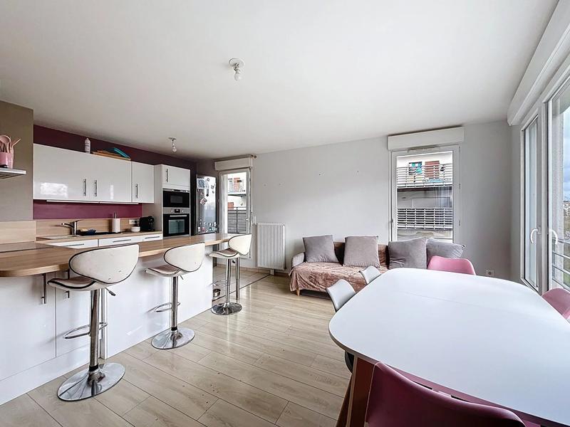 Appartement - 76 m² - 4 pièces