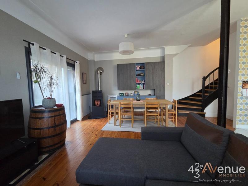 Maison - 135 m² - 6 pièces