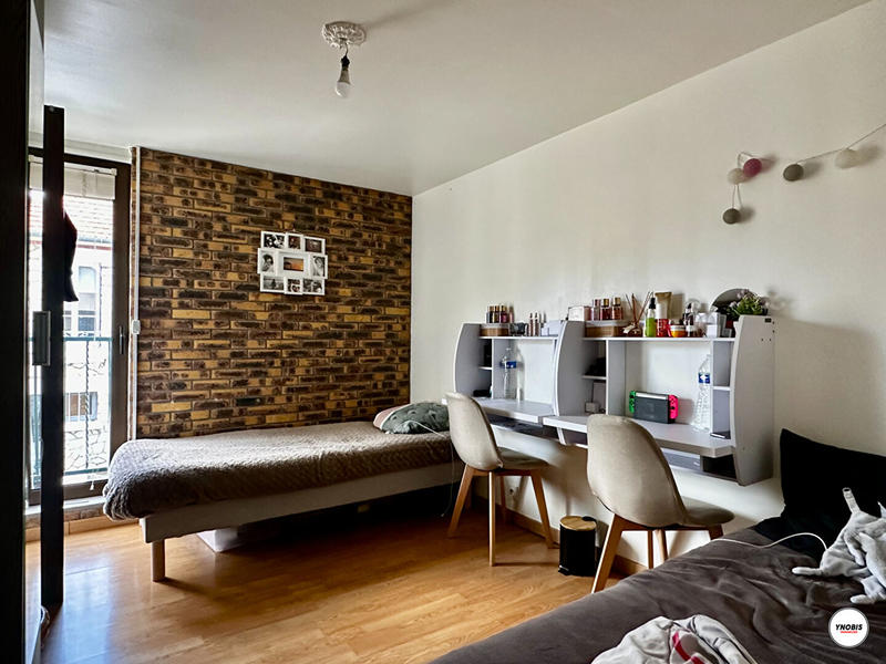 Maison - 256 m² - 12 pièces