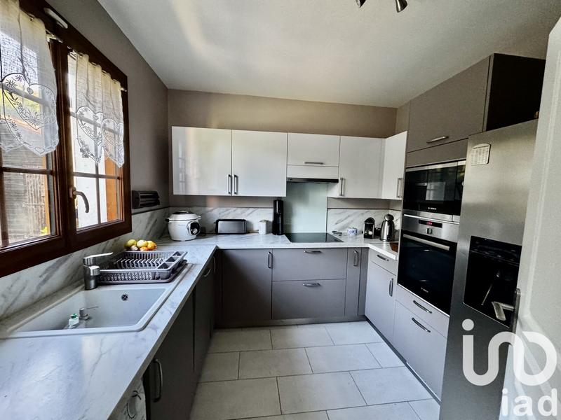 Maison - 148 m² - 8 pièces