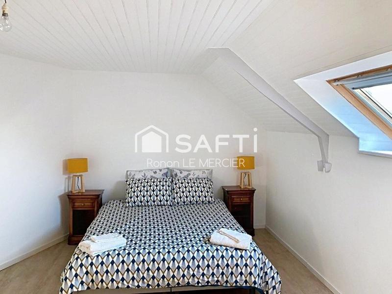 Maison - 250 m² - 10 pièces