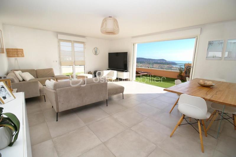 Penthouse - 122 m² - 4 pièces