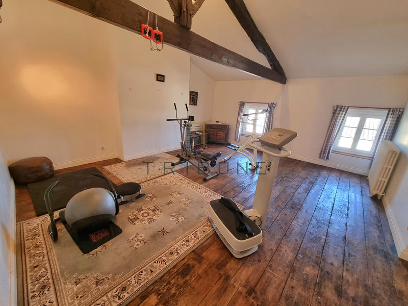 Maison - 292 m² - 10 pièces