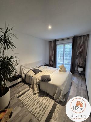 Maison - 84 m² - 3 pièces