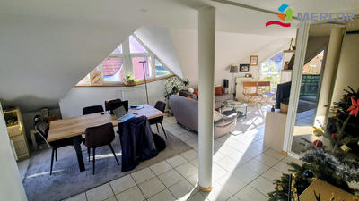 Appartement - 94 m² - 4 pièces