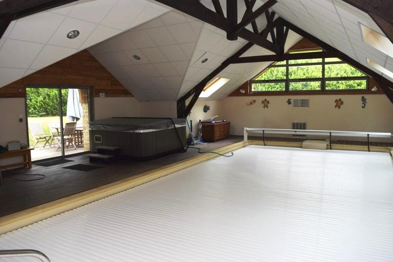 Maison - 274 m² - 11 pièces