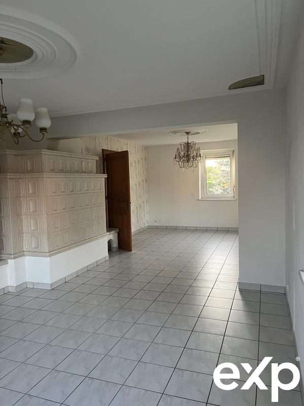 Maison - 298 m² - 12 pièces