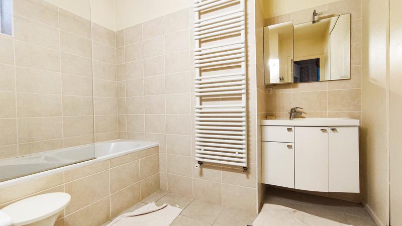 Appartement - 82 m² - 3 pièces