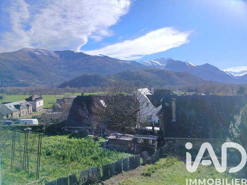 Maison - 389 m² - 12 pièces