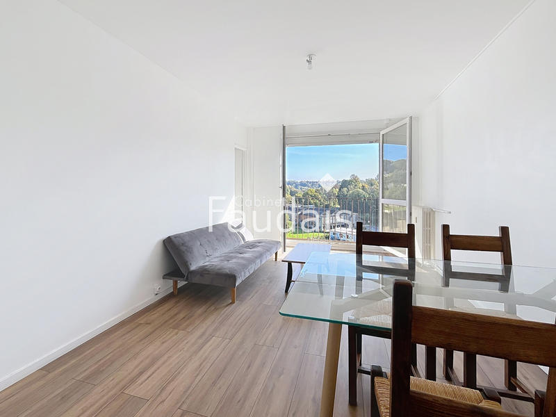 Appartement - 58 m² - 3 pièces