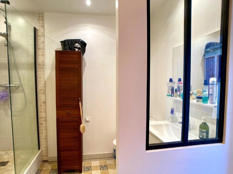 Maison - 272 m² - 9 pièces