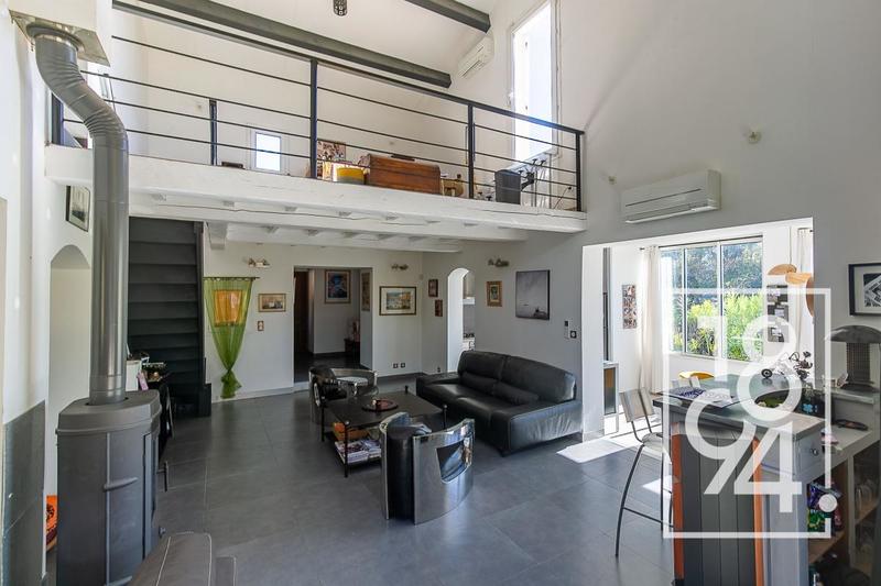 Moulin - 190 m² - 5 pièces