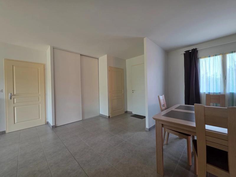 Maison - 104 m² - 5 pièces