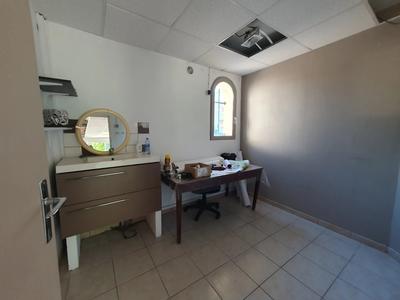Local commercial - 73 m²