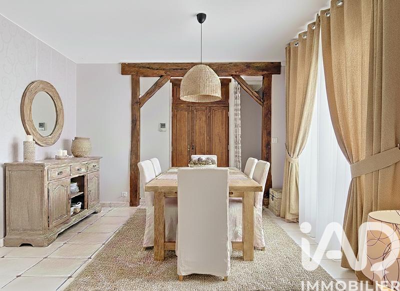 Maison - 177 m² - 6 pièces